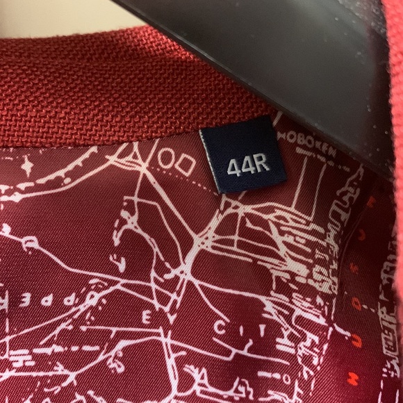 Nautica men’s modern-fit red sport coat. Size 44R - Picture 5 of 5